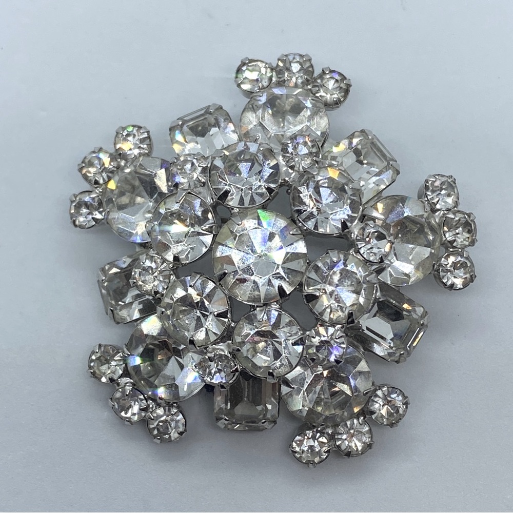 Vintage 60’s Juliana DeLizza & Elster Crystal Silver Tone 2 Layer High Brooch